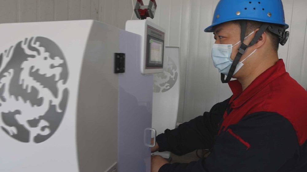 慶祝五一國(guó)際勞動(dòng)節(jié):贊頌勞動(dòng)者的力量與貢獻(xiàn)